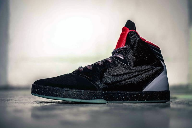 Nike Kobe 9 Lifestyle「Year of the Horse」 馬年別注鞋款