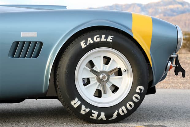 Shelby Cobra 289 FIA 50 周年限量版本