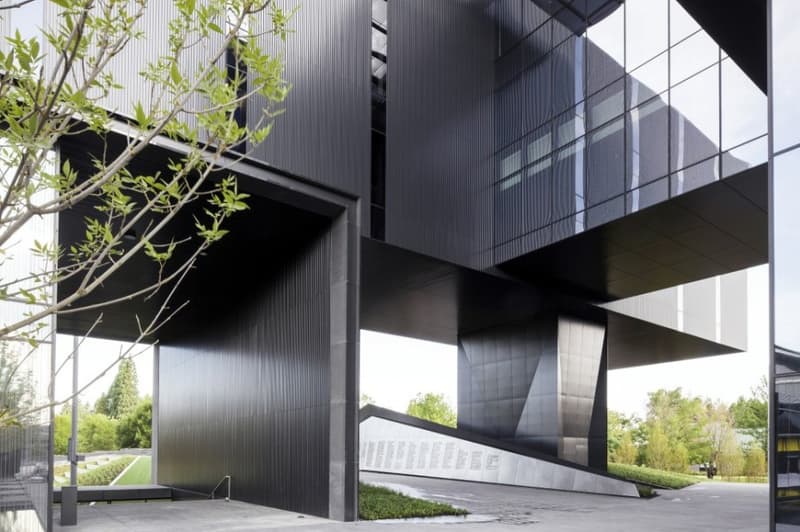 深入由 ZGF Architects 打造的俄勒岡大學 Hatfield-Dowlin 橄欖球綜合訓練中心