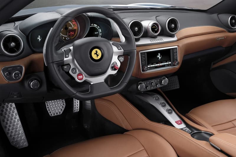 Ferrari California T 敞篷跑車