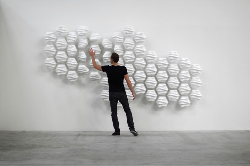Thibaut Sld 打造「HEXI」自動反應裝置墻