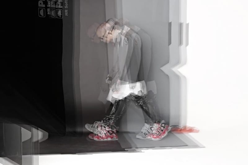 最新一期《HYPEBEAST Magazine》幕後拍攝花絮曝光