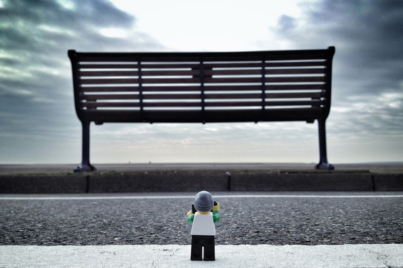 Andrew Whyte 打造「Legography」樂高微觀攝影系列