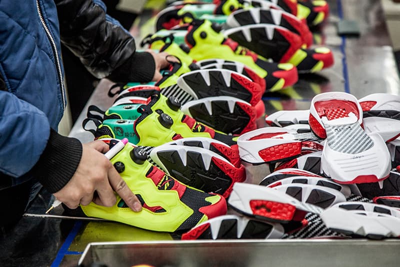 跟隨《Sneaker Freaker》探訪 Reebok Instapump Fury 的生産過程
