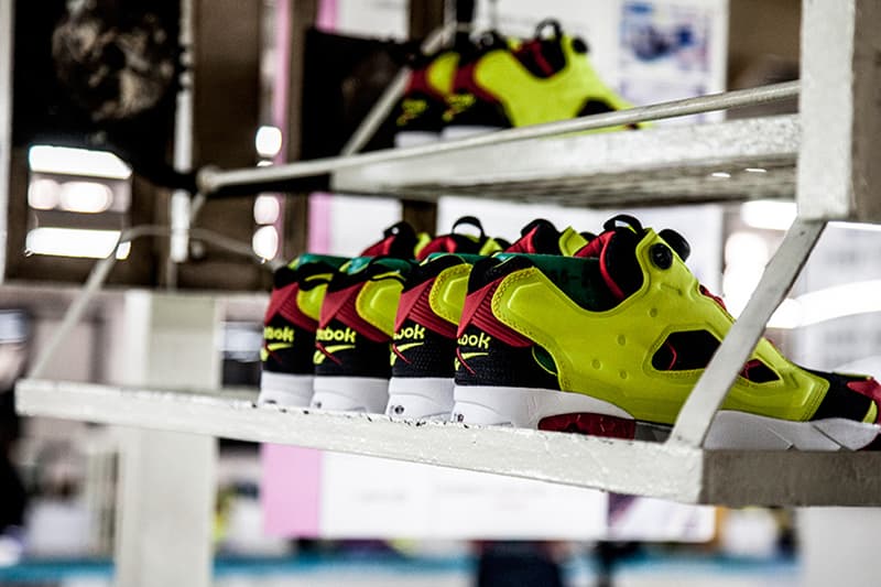 跟隨《Sneaker Freaker》探訪 Reebok Instapump Fury 的生産過程