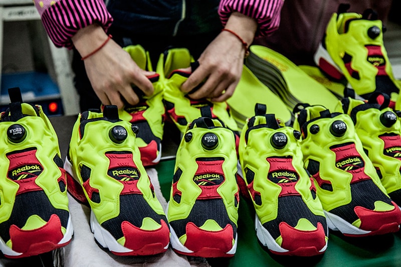 跟隨《Sneaker Freaker》探訪 Reebok Instapump Fury 的生産過程