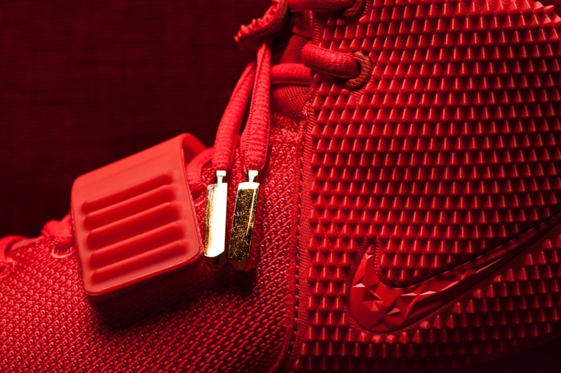 細覽 Nike Air Yeezy II 全紅配色