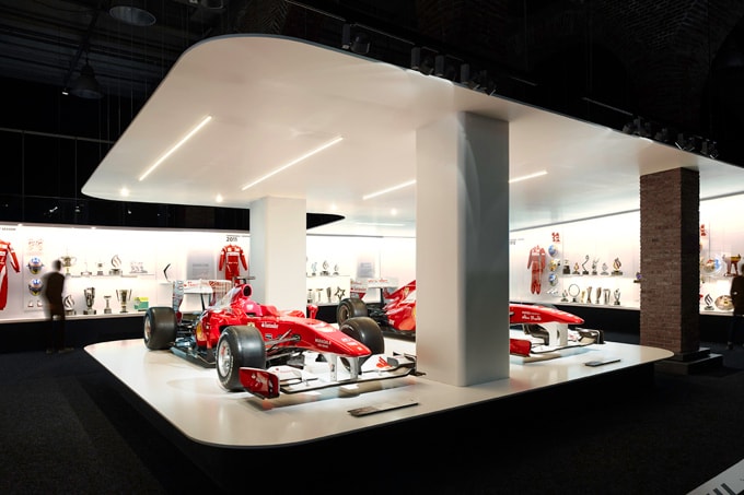 F1 賽車手 Fernando Alonso 專題展覽