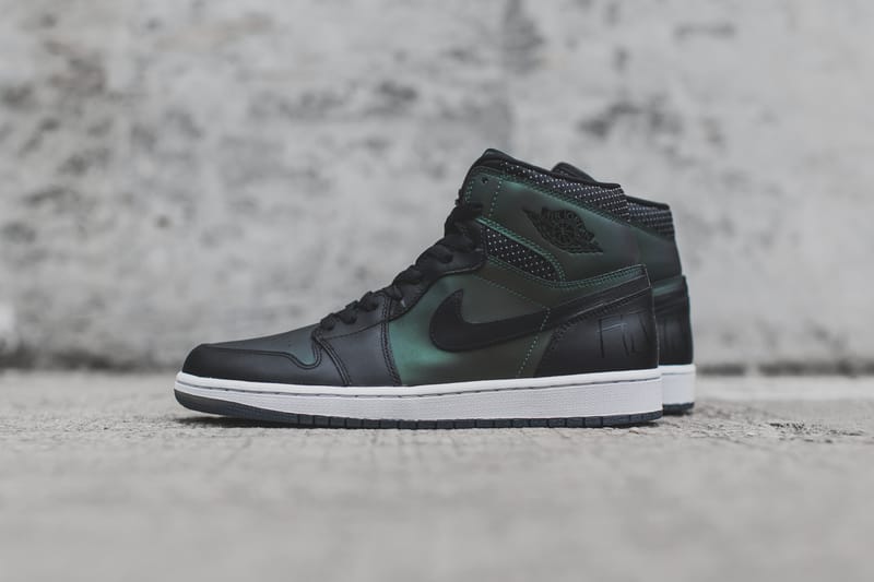 近賞由 Craig Stecyk 打造的 Nike SB x Air Jordan 1 聯名鞋款