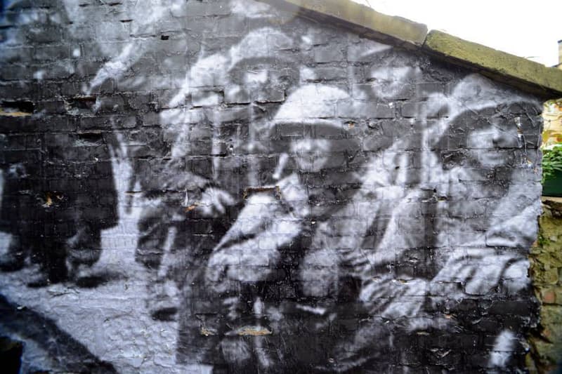 JR 最新藝術企劃「UNFRAMED」