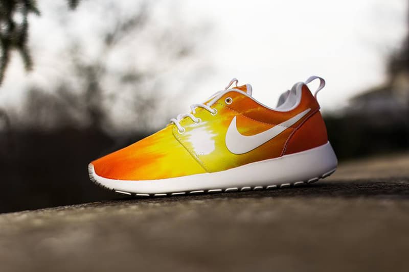 Nike WMNS Roshe Run「Sunset & Palm Trees」配色系列