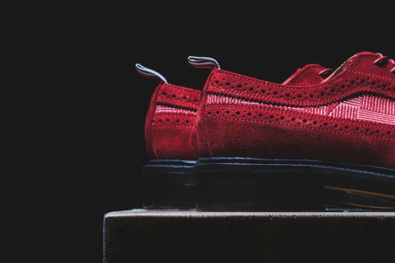 Thom Browne 酒紅色麂皮 Longwing 鞋款