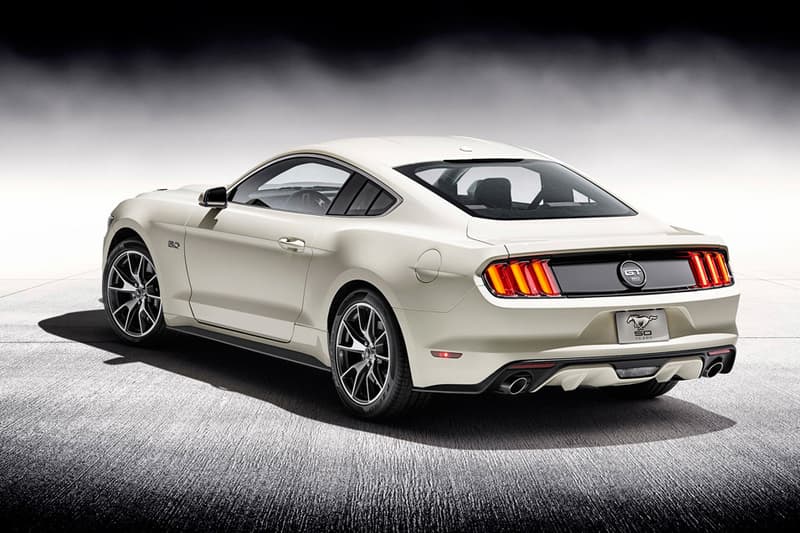 2015 年式樣 Ford Mustang 50 週年紀念版本