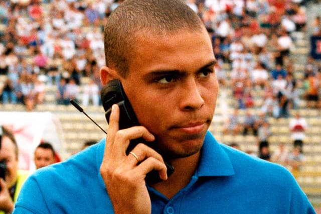 巴西傳奇球星 Ronaldo 接受《Sneaker Freaker》專訪談論足球生涯