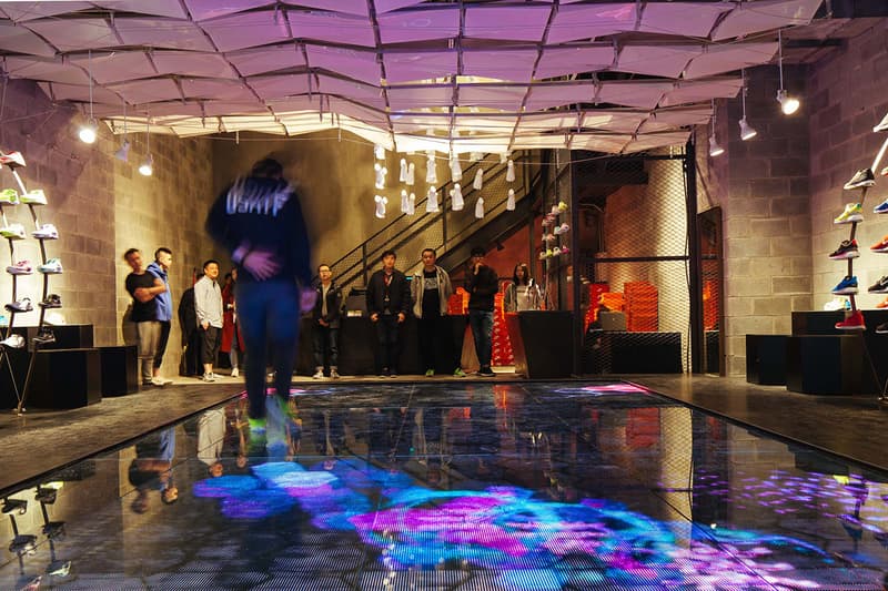 Julia Noni 攝影展覽「Run The Way You Were Meant To」X158 現場回顧