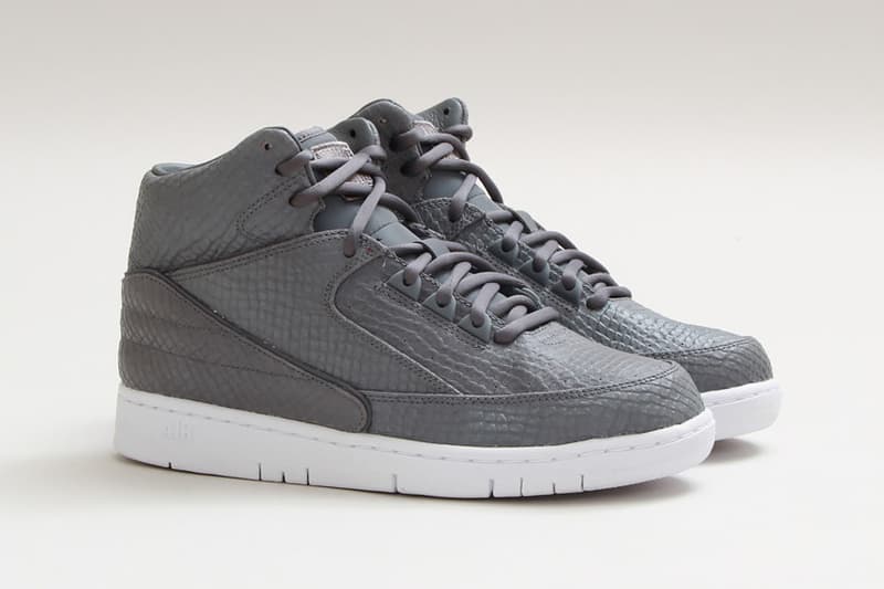 Nike Air Python SP「Cool Grey」配色