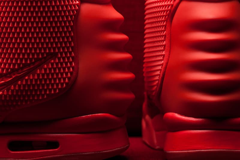 The Sneaker Lab: 詳細剖析 Nike Air Yeezy 2 的設計與品質
