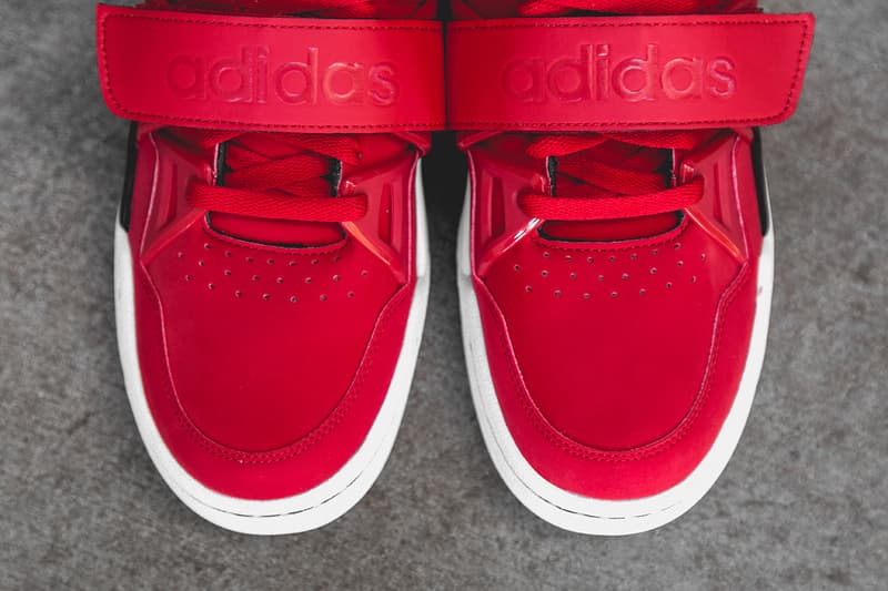 adidas Mutombo TR Block「Scarlet」配色