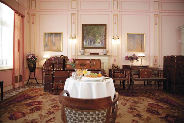 跟隨《Apartamento》深入導演 Wes Anderson 的電影場景設計