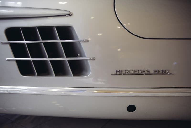 跟隨 Gear Patrol 走入 Mercedes-Benz Classics Center 展廳中心