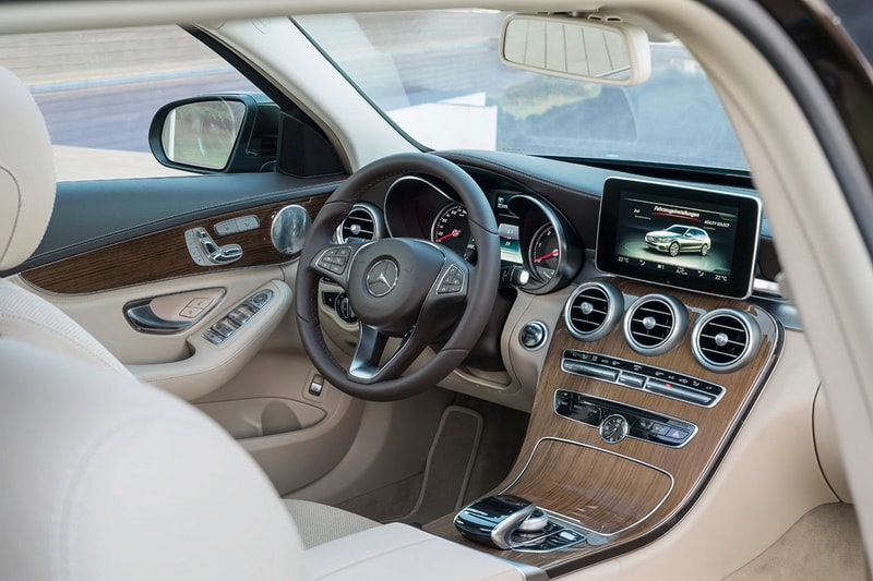 Mercedes-Benz 2015 年式樣 C-Class Estate 車款細節一覽