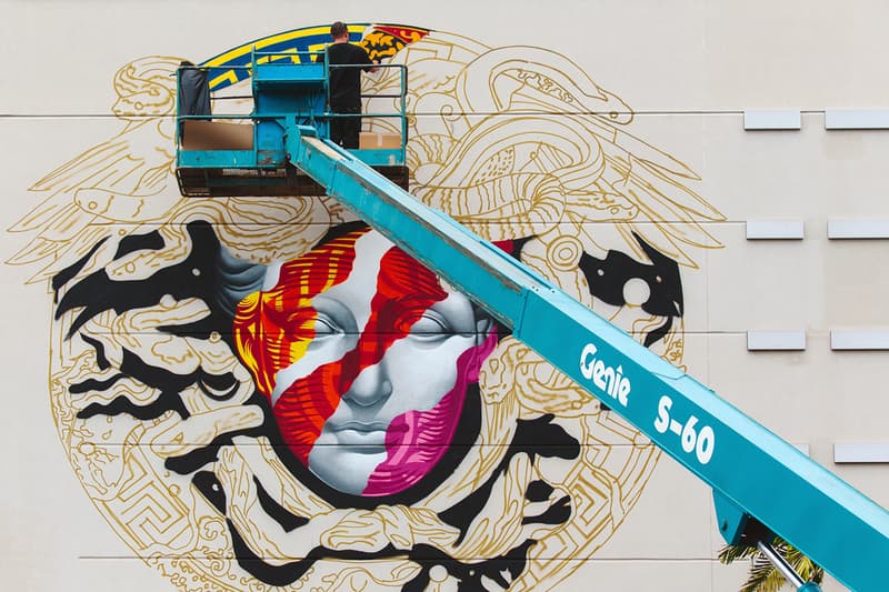 Tristan Eaton 創作 POW! WOW! Hawaii x Versace 塗鴉壁畫
