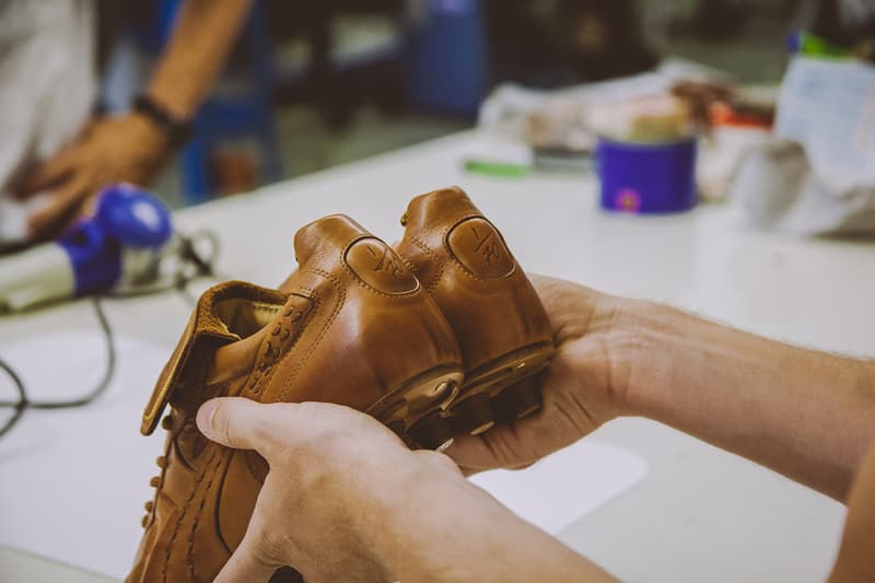 PUMA King by Alexander McQueen 足球靴