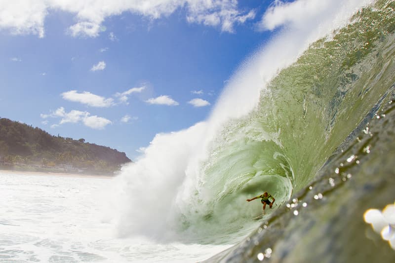 THROUGH THE LENS: 衝浪攝影師 Zak Noyle