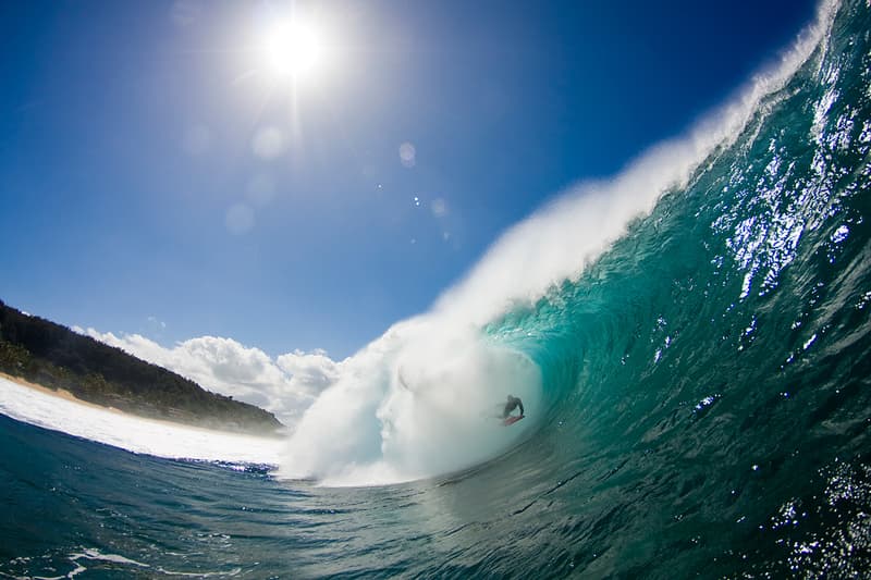 THROUGH THE LENS: 衝浪攝影師 Zak Noyle