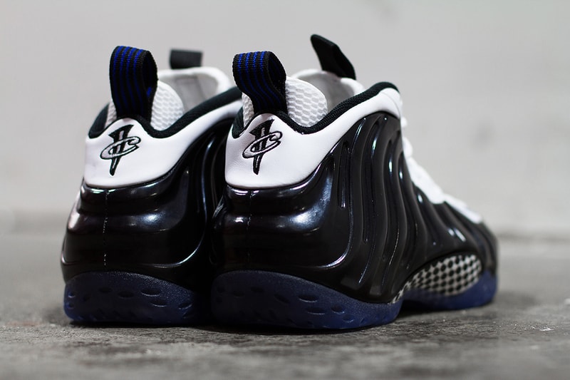 近賞 Nike Air Foamposite One 黑白配色