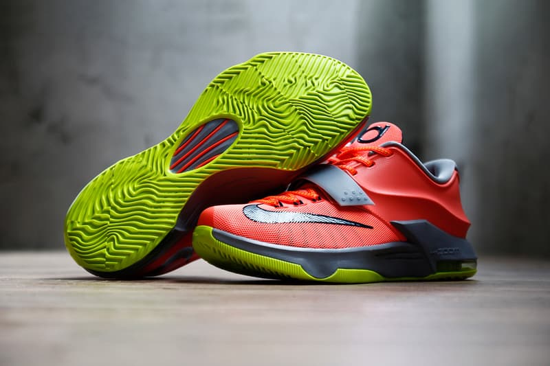近賞 Nike KD7「35,000 Degrees」配色