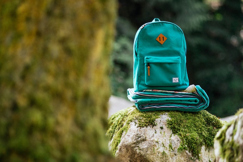 Booooooom x Herschel Supply Co.「Drawing On The Past」聯名系列