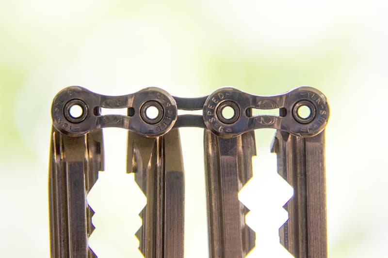 Farkas + Csortan TIK 自行車鏈造型鑰匙扣