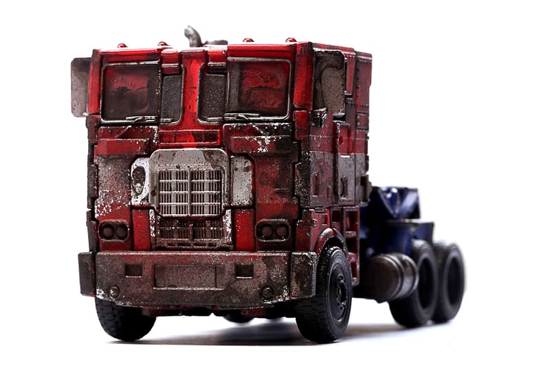HASBRO x Milk Magazine x ORI TOY Optimus Prime「Voyager Evasion Mode」模型
