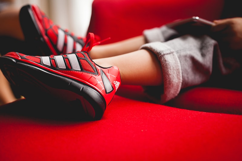 #hypebeastkids: Spider-Man x adidas 聯名童鞋