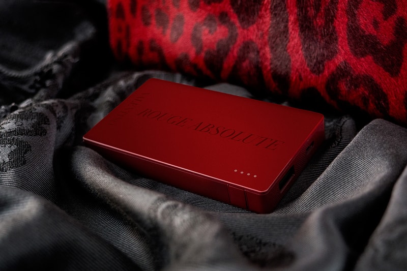 Valentino x mophie「Rouge Absolute」powerstation 4000 移動電源