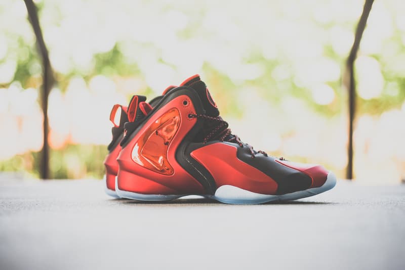 近賞 Nike Lil Penny Posite 全新配色設計「University Red」