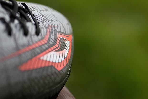 細覽 adidas Predator Instinct「Eyes」別註配色