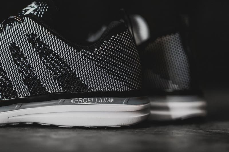 近賞 APL TechLoom Pro 跑鞋