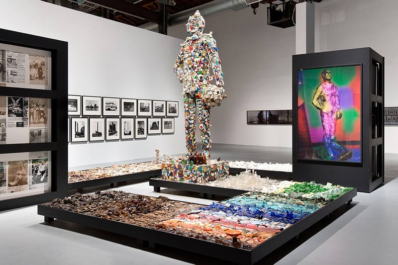 Mike Kelley 洛杉磯 MOCA 展覽回顧