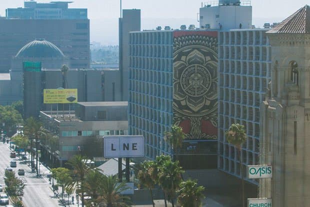 Shepard Fairey 為洛杉磯酒店 The Line Hotel 創作大型壁畫「Peace Tree」