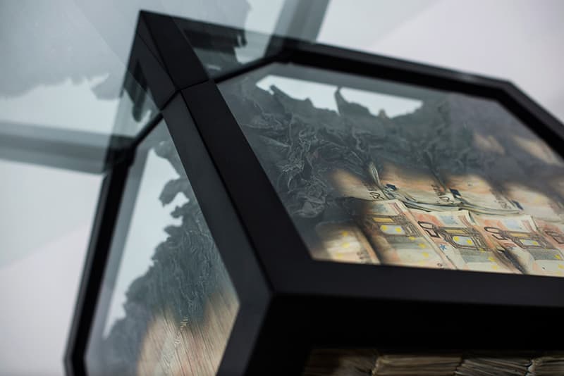 Atelier Amarist 與 Alejandro Monge 打造藝術裝置「Too Much?」