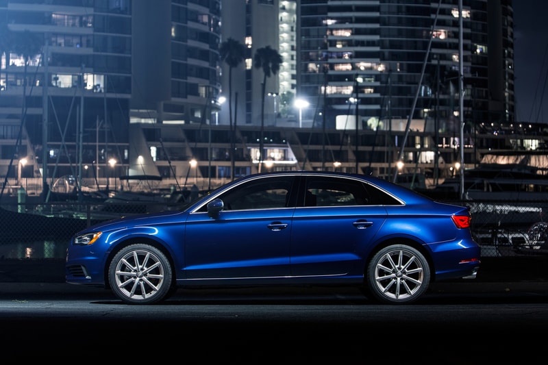 Audi 2015 年式样 A3 Sedan 2.0T Quattro S Tronic 车款