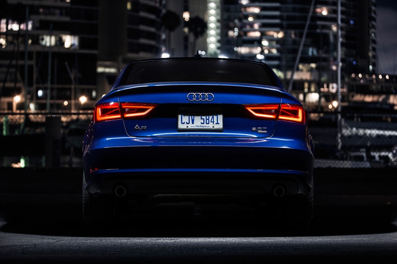 Audi 2015 年式样 A3 Sedan 2.0T Quattro S Tronic 车款