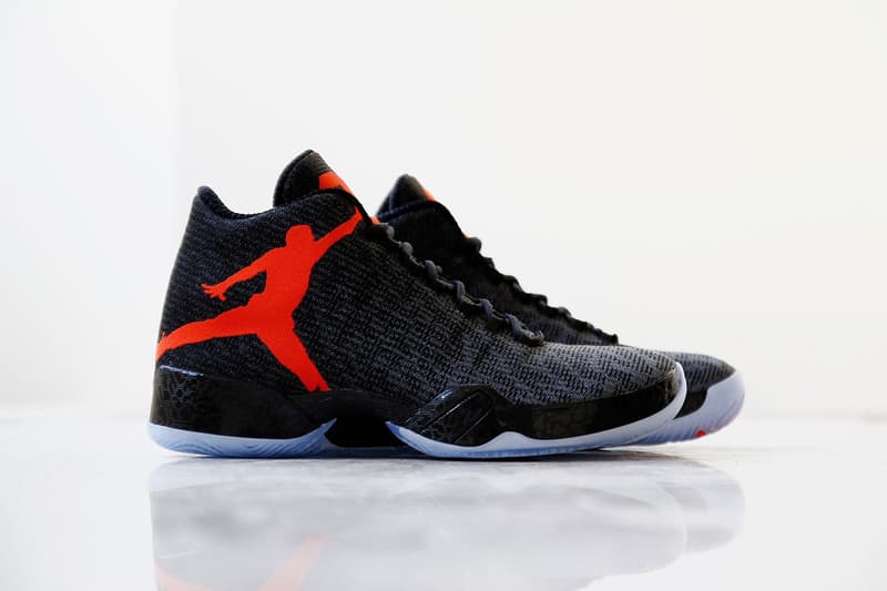 近賞 Air Jordan XX9「Team Orange」配色