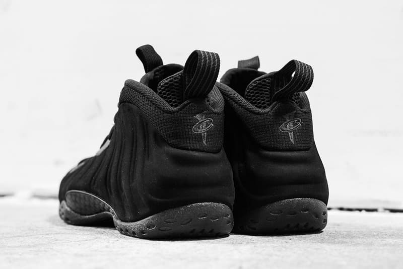 近賞 Nike Air Foamposite One「Triple Black」配色