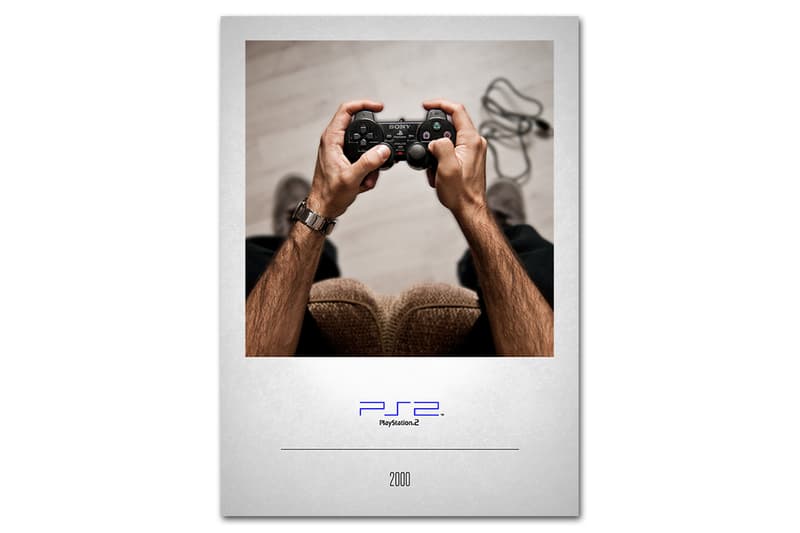 Javier Laspiur 展示電子遊戲手柄發展史