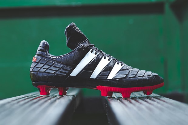 adidas Predator Revenge Instinct 94 足球鞋