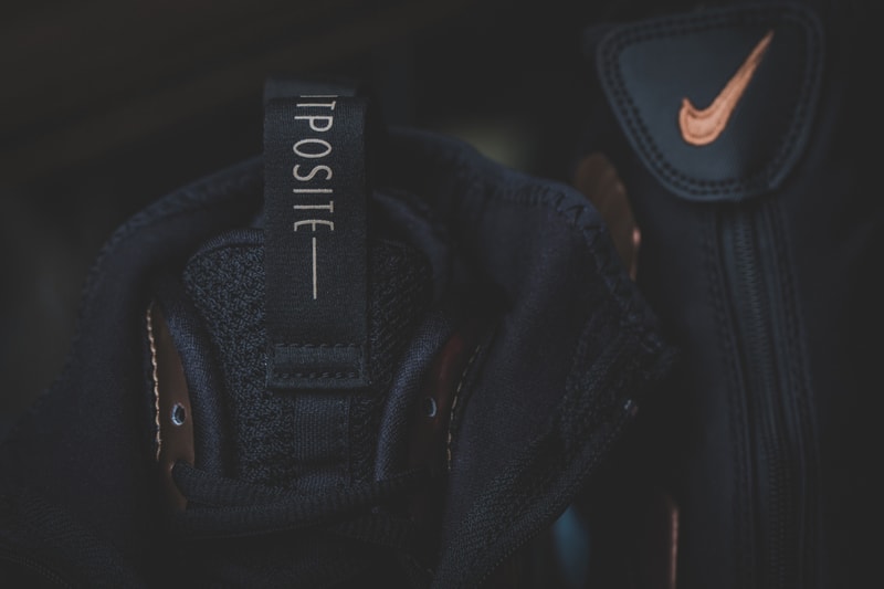 Nike Air Flightposite PRM「Copper」配色