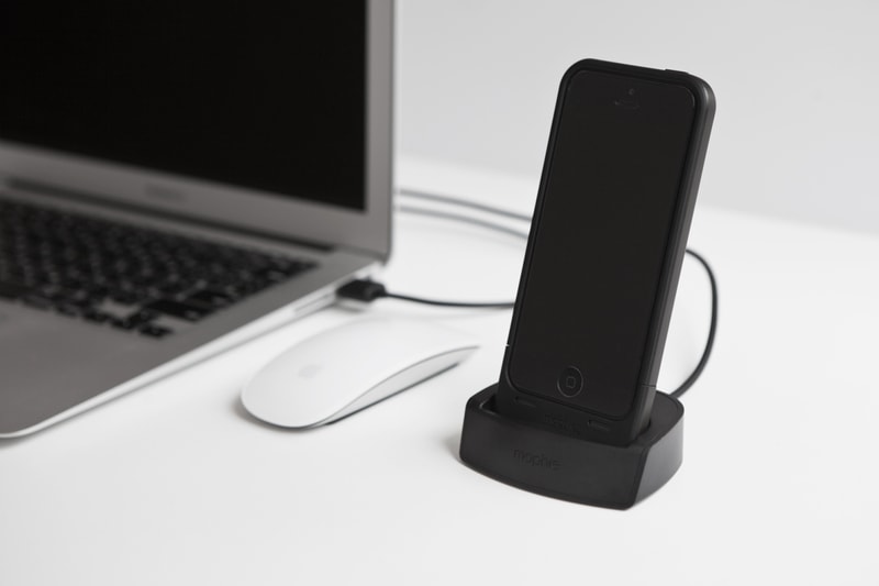 Mophie Juice Pack iPhone 充電底座